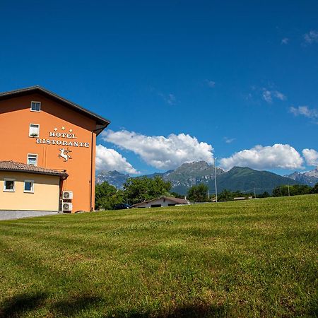 Hotel Ristorante Sagittario Фельтре Экстерьер фото