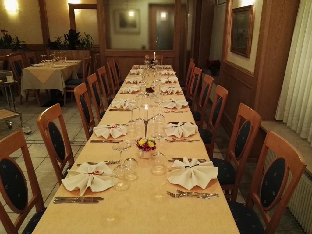Hotel Ristorante Sagittario Фельтре Экстерьер фото